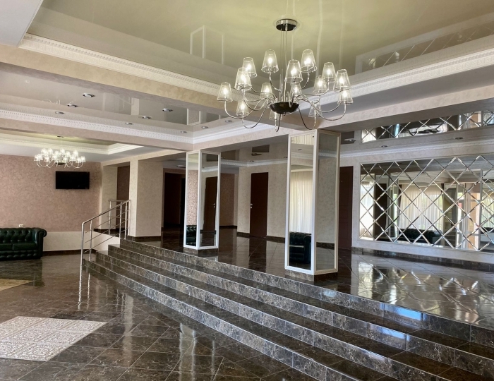 Отель «Тристан» Цандрипш